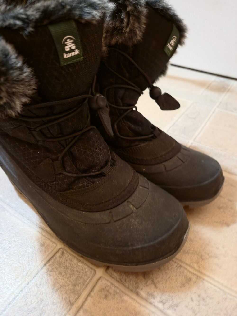 Kamik Black Womans Winter Boots with Faux Fur